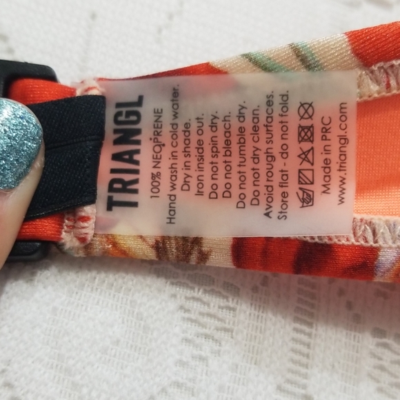 24T Triangl strapless cream floral top, various - Picture 6 of 7